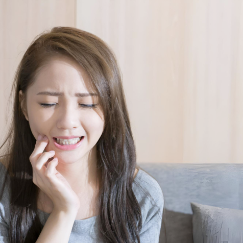 歯周病の状態を改善するための歯科矯正のイメージ